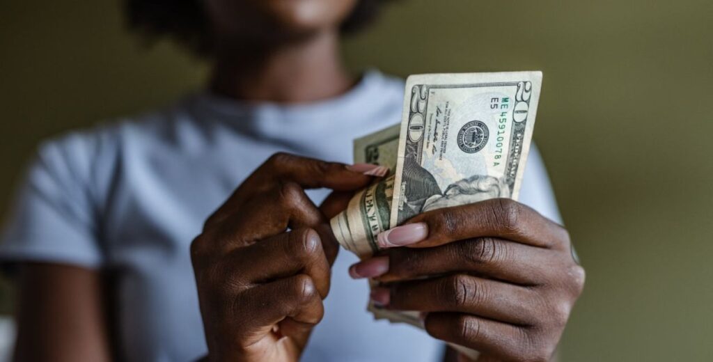 paying-yourself-first-a-foolproof-saving-method